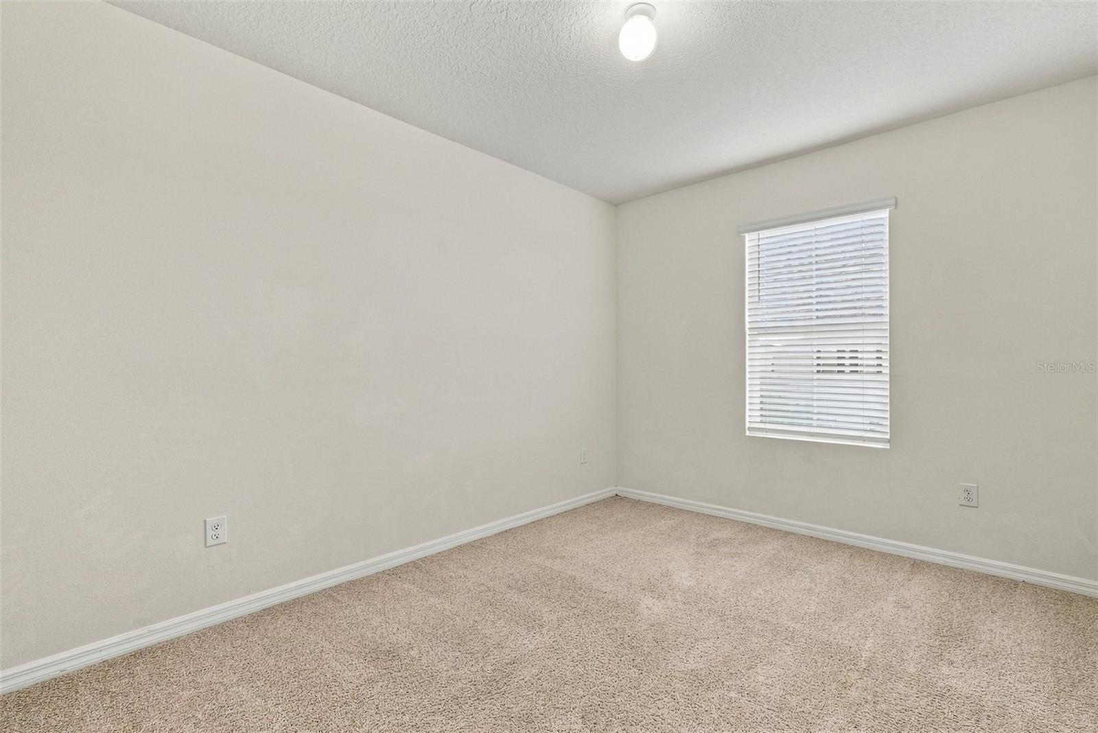 8028 PELICAN REED CIR — photo 23