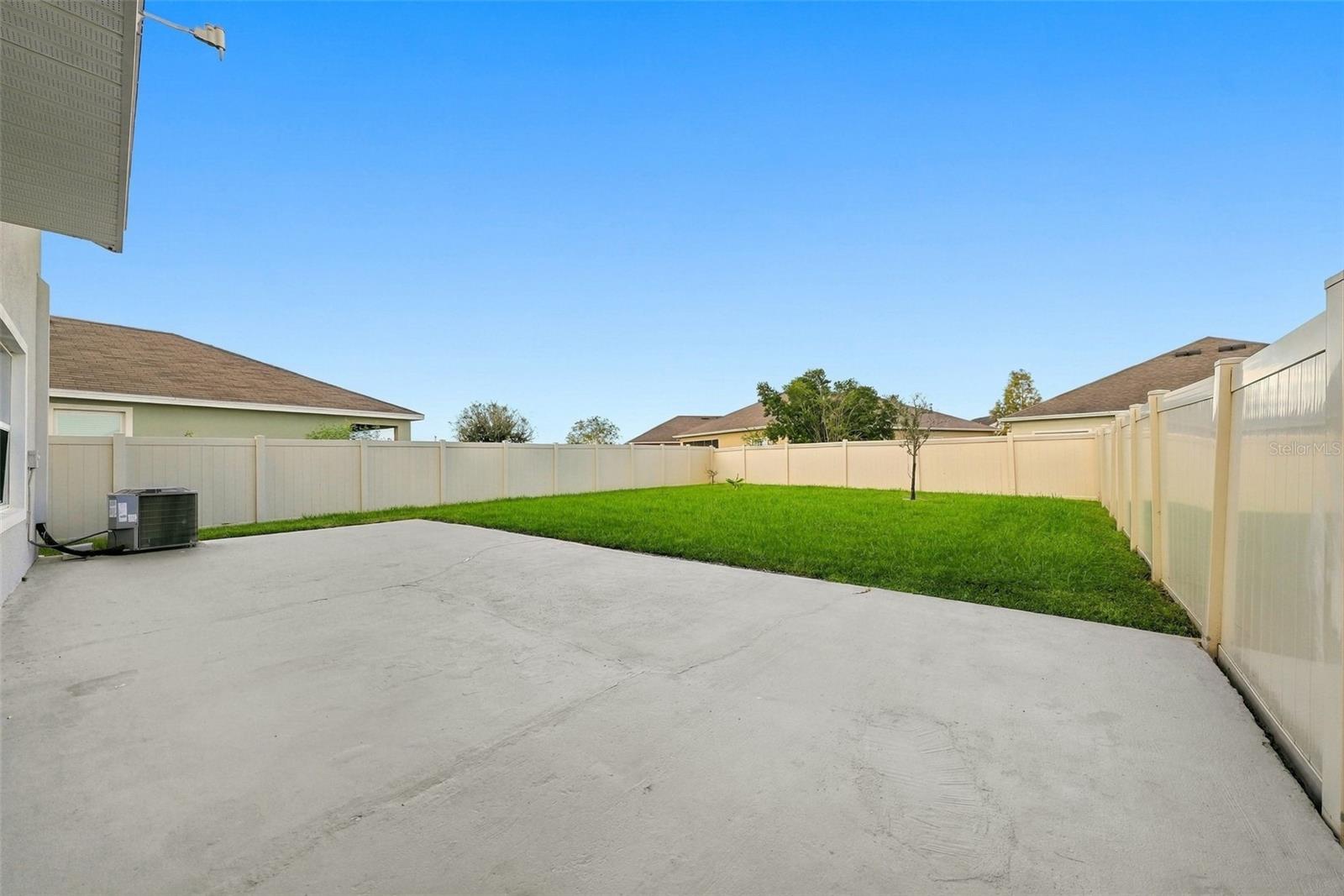 8028 PELICAN REED CIR — photo 42