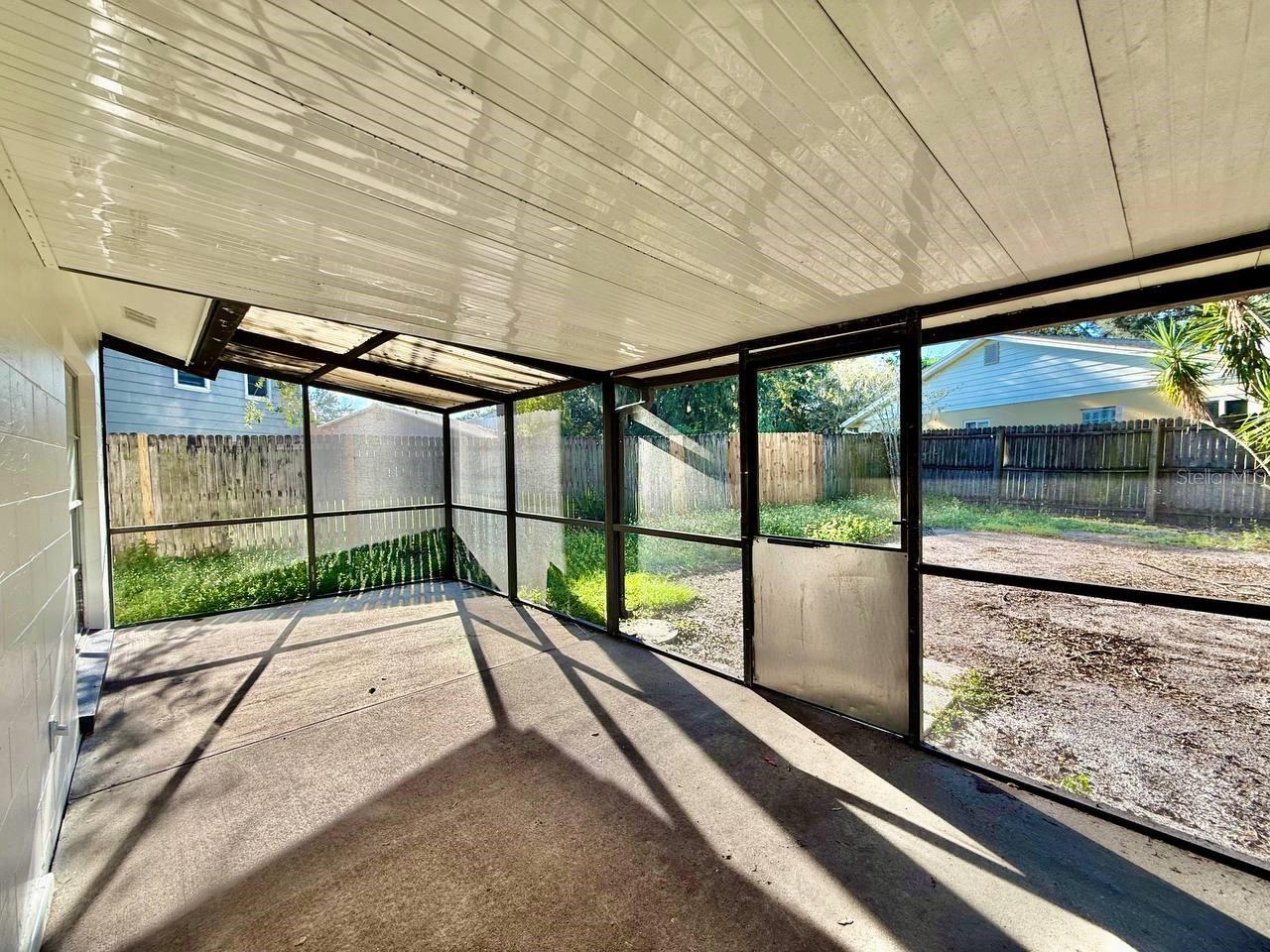 1602 PALM LEAF DR — photo 27
