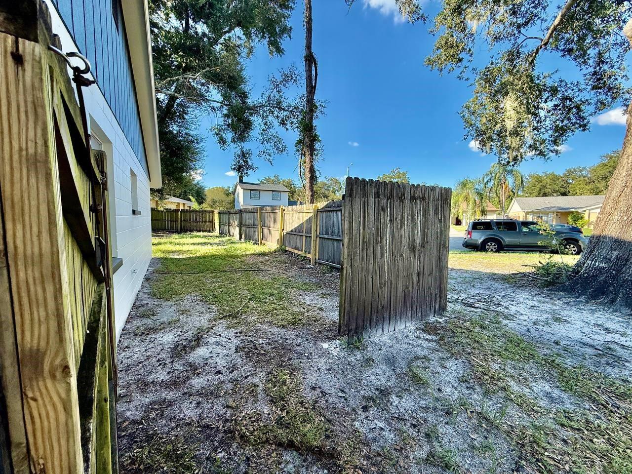 1602 PALM LEAF DR — photo 34