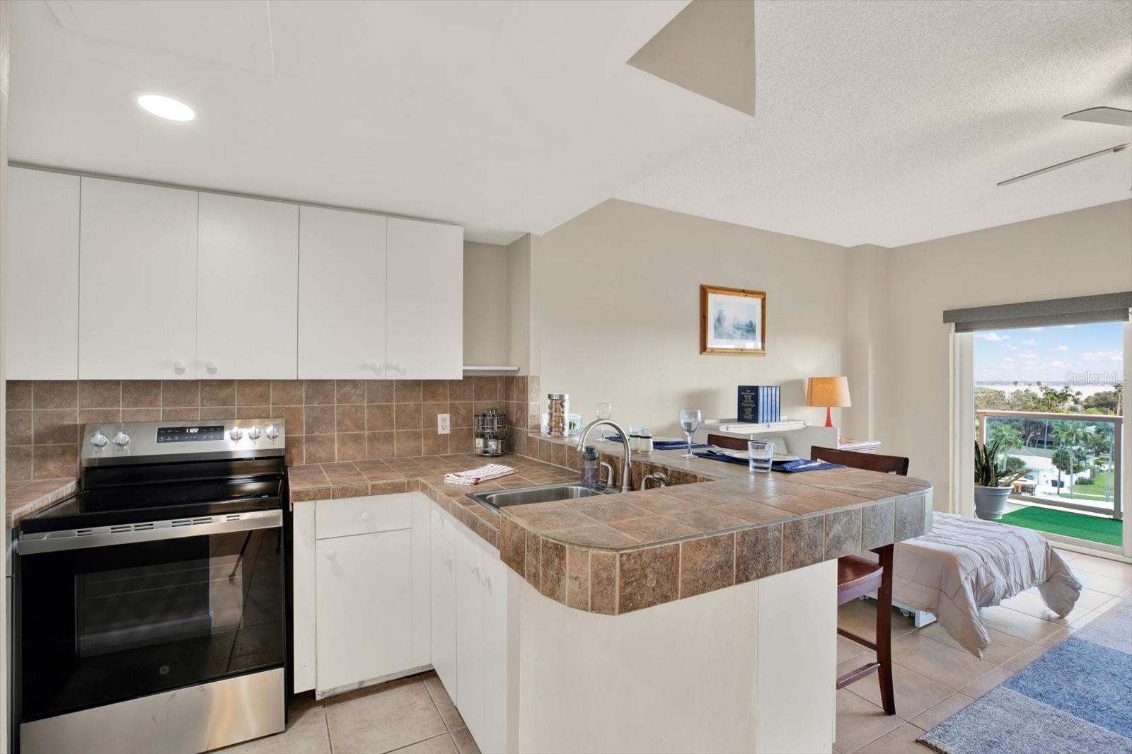 880 MANDALAY AVE #C512 — photo 5