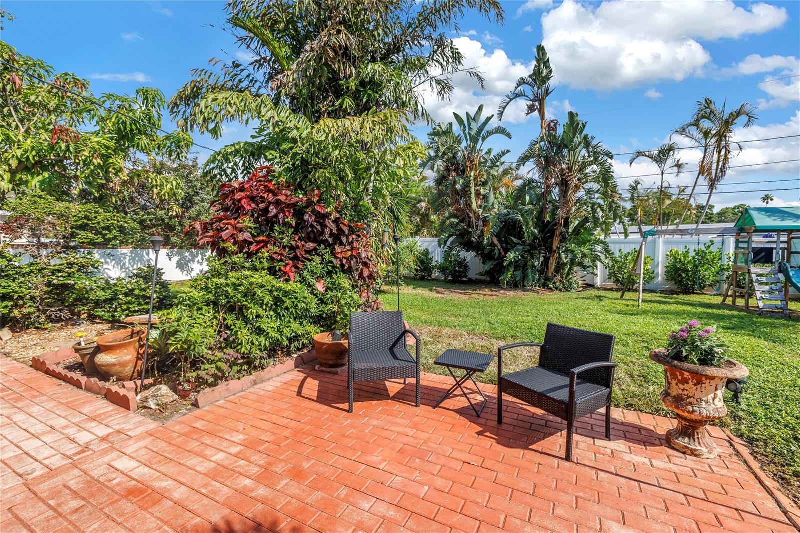 3843 NEPTUNE DR SE — photo 26
