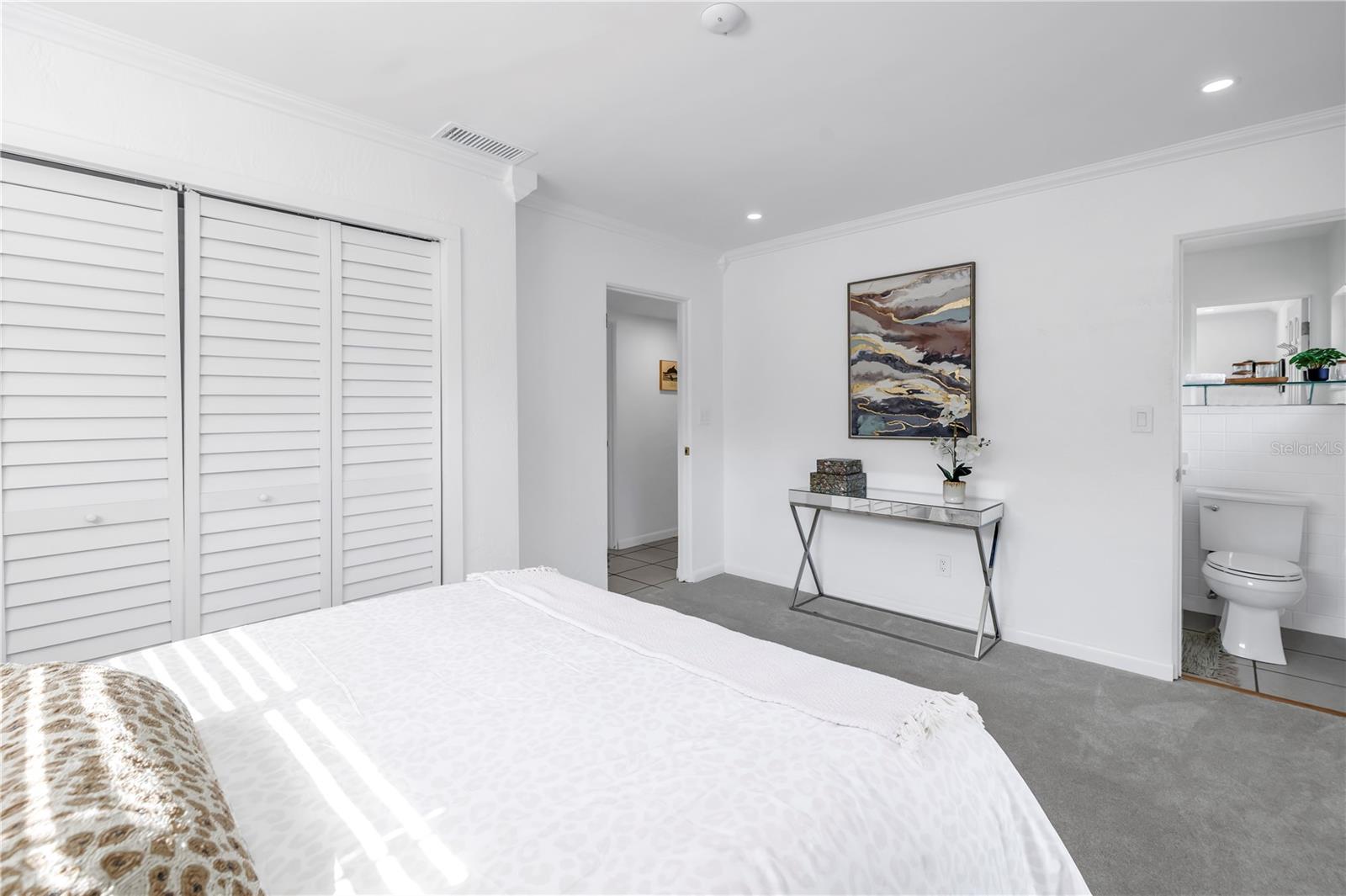 3843 NEPTUNE DR SE — photo 16