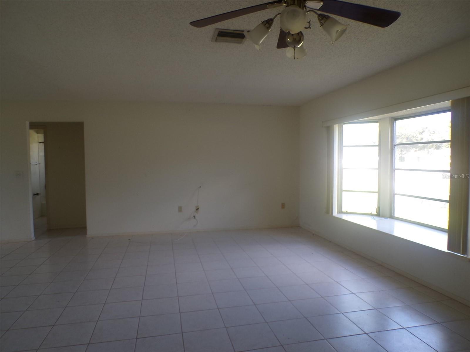 2490 ENGLEWOOD RD — photo 12