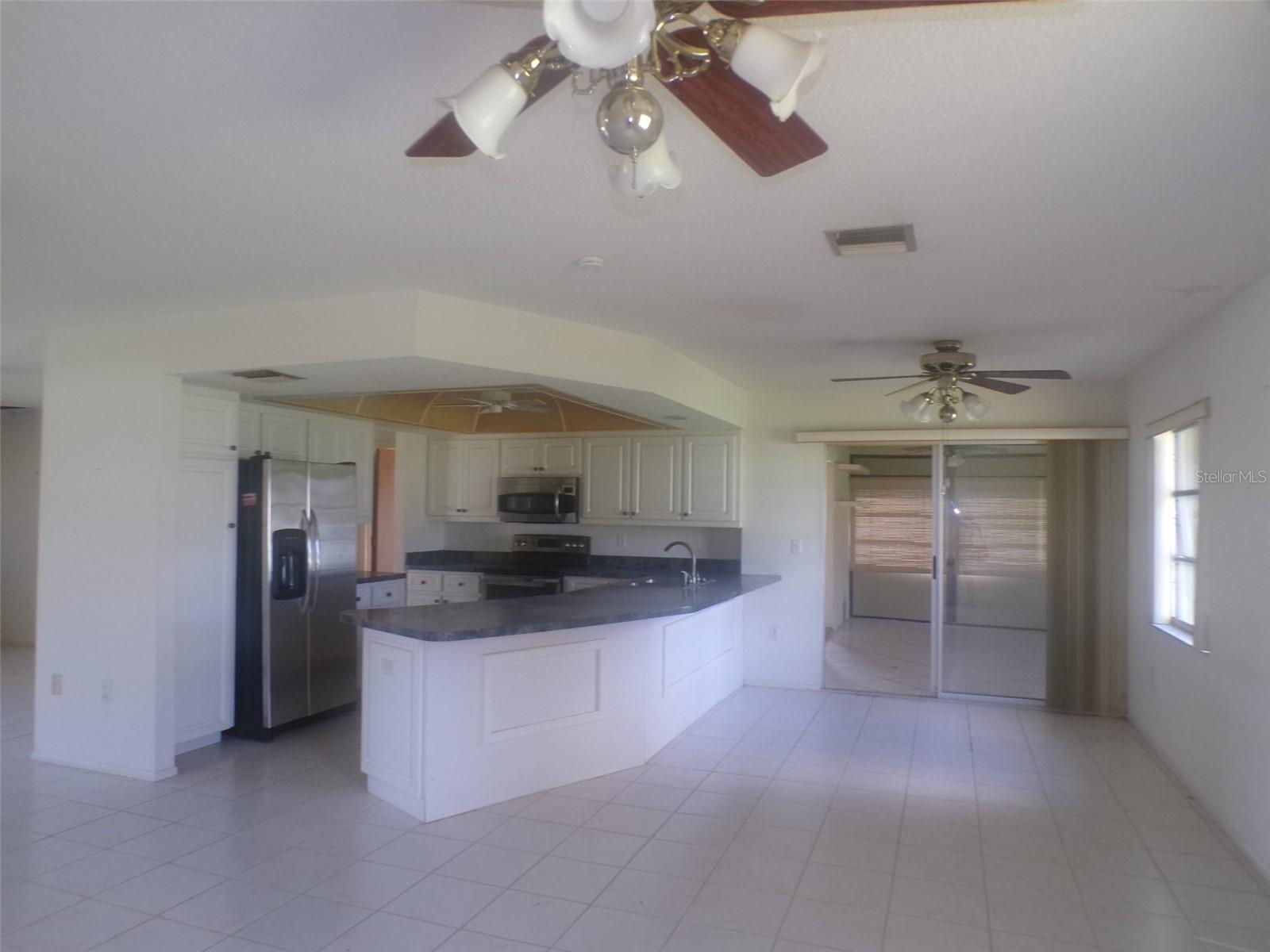 2490 ENGLEWOOD RD — photo 3