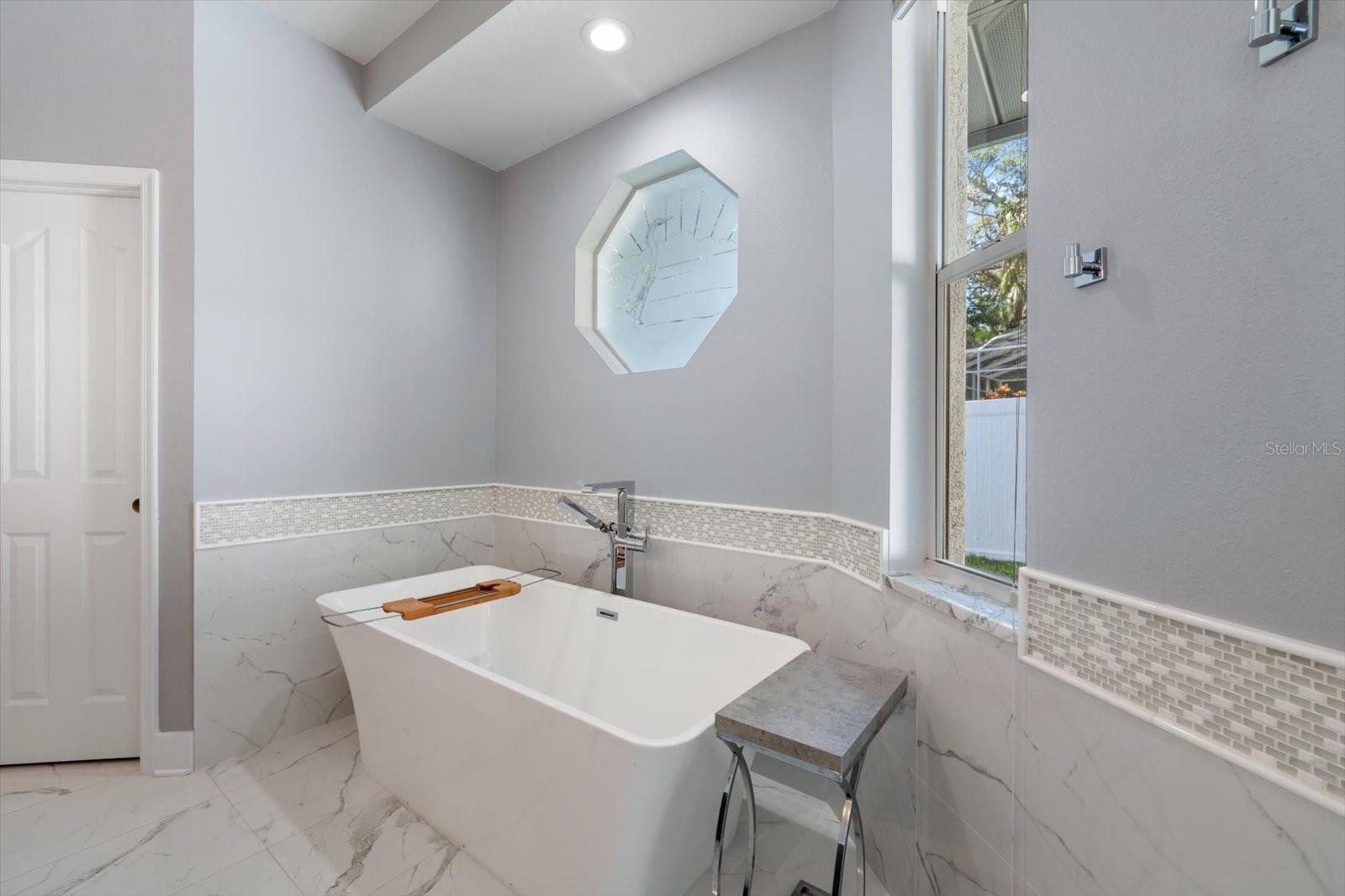 2265 KENT DR — photo 34
