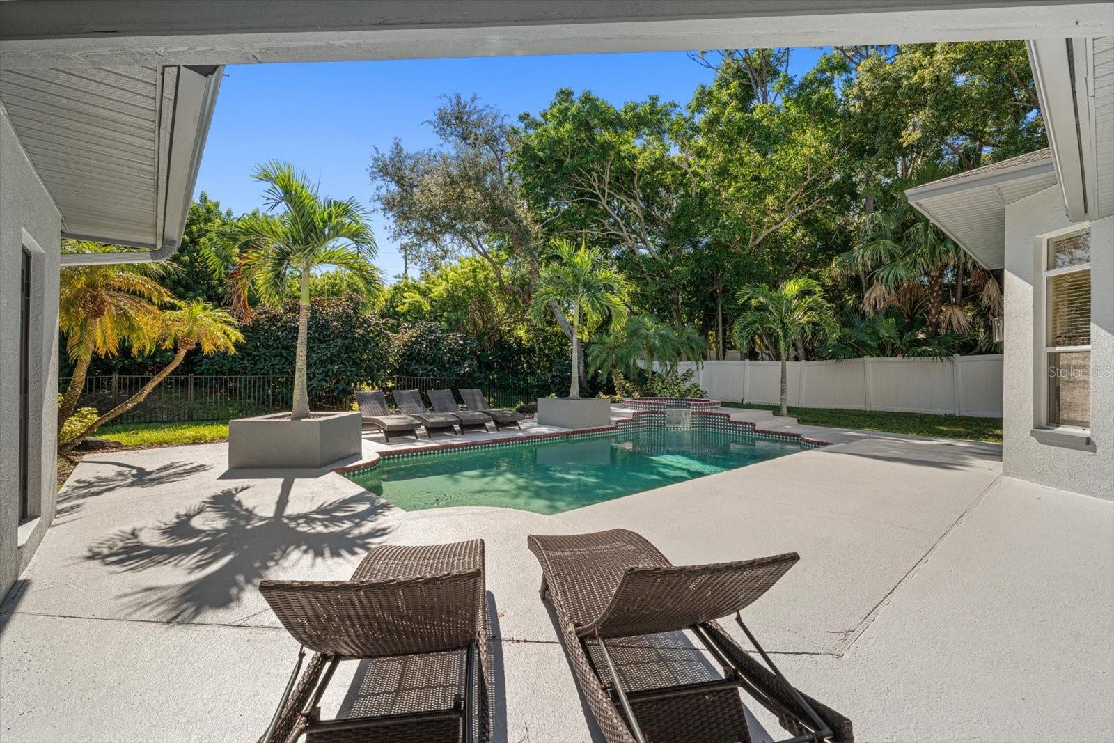 2265 KENT DR — photo 22