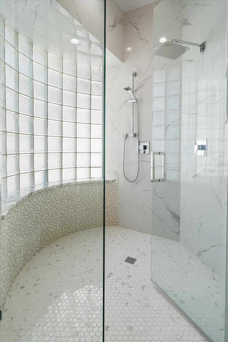 2265 KENT DR — photo 32