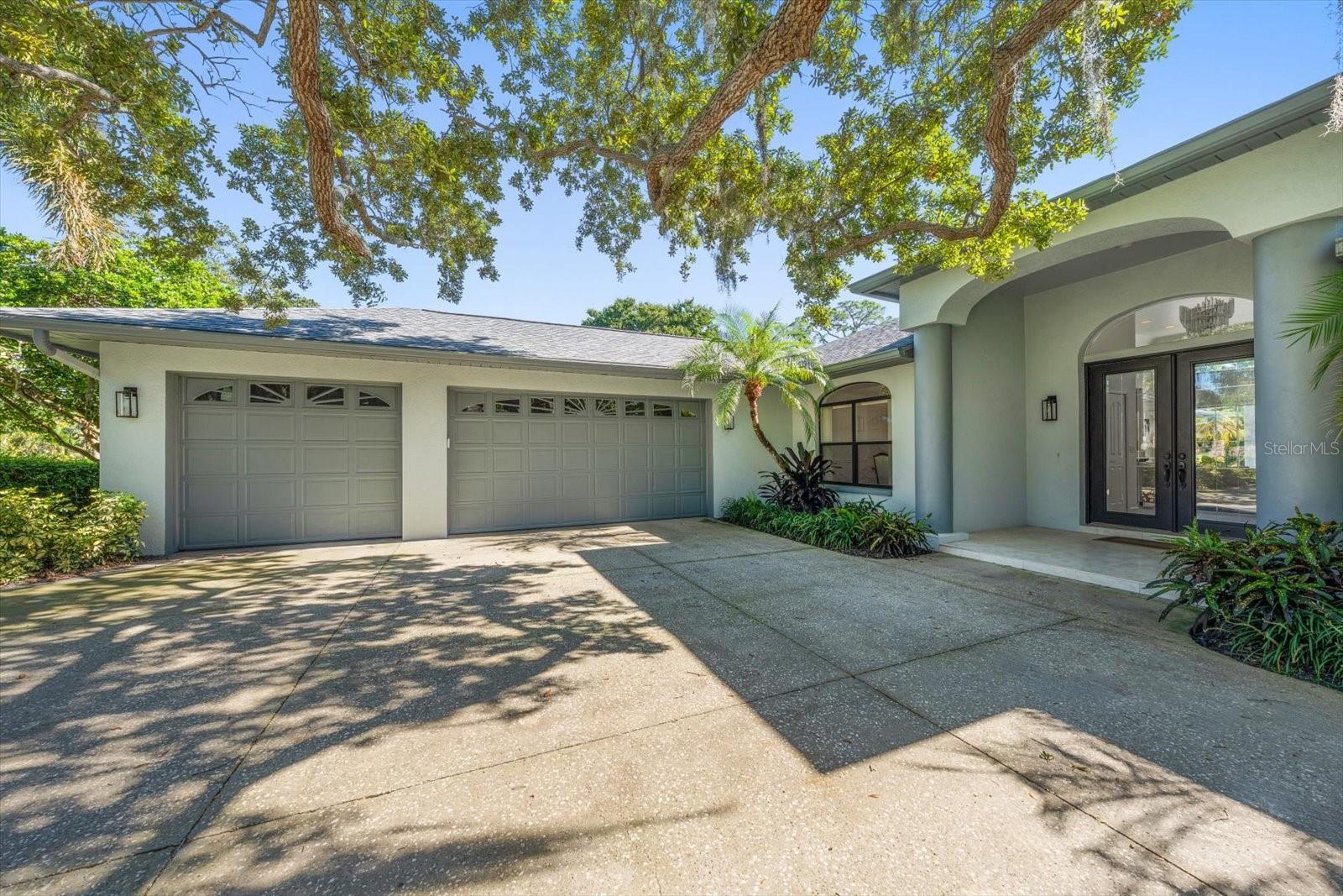2265 KENT DR — photo 2