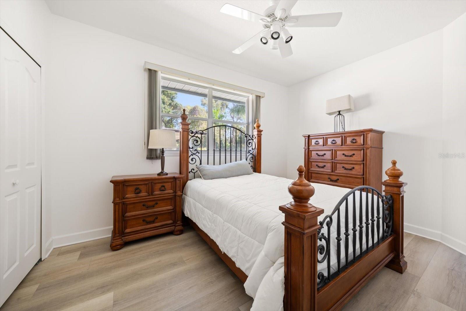 2265 KENT DR — photo 38