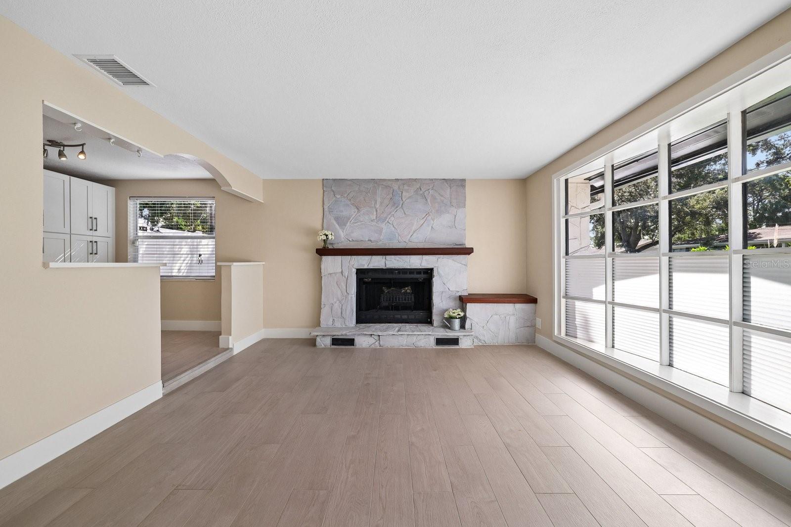 7321 CANAL BLVD — photo 6