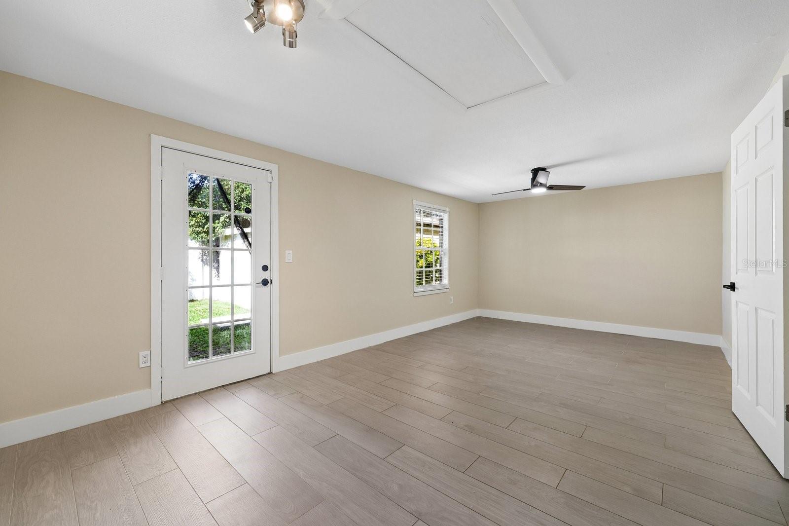 7321 CANAL BLVD — photo 23