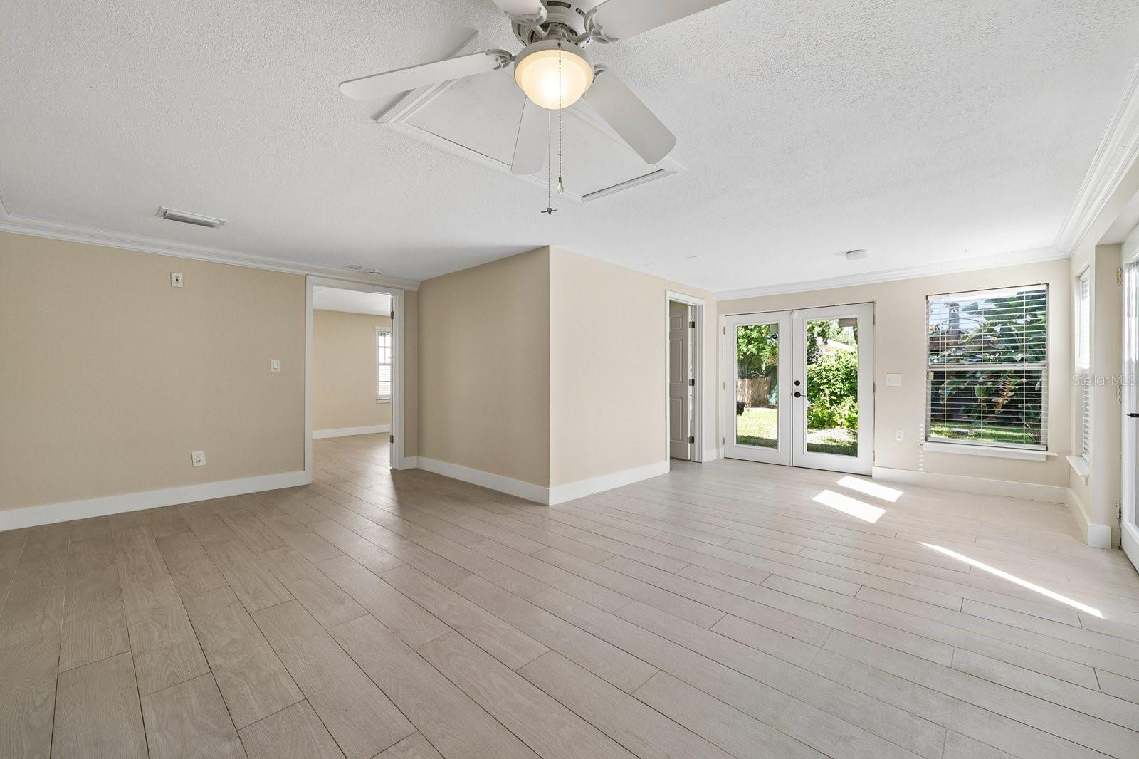 7321 CANAL BLVD — photo 24