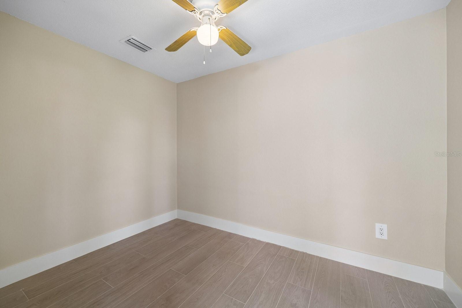 7321 CANAL BLVD — photo 26