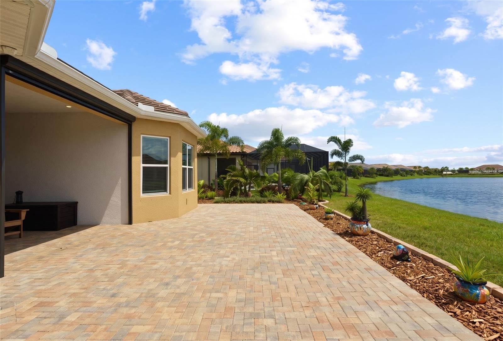 5229 CASERTA CT — photo 34