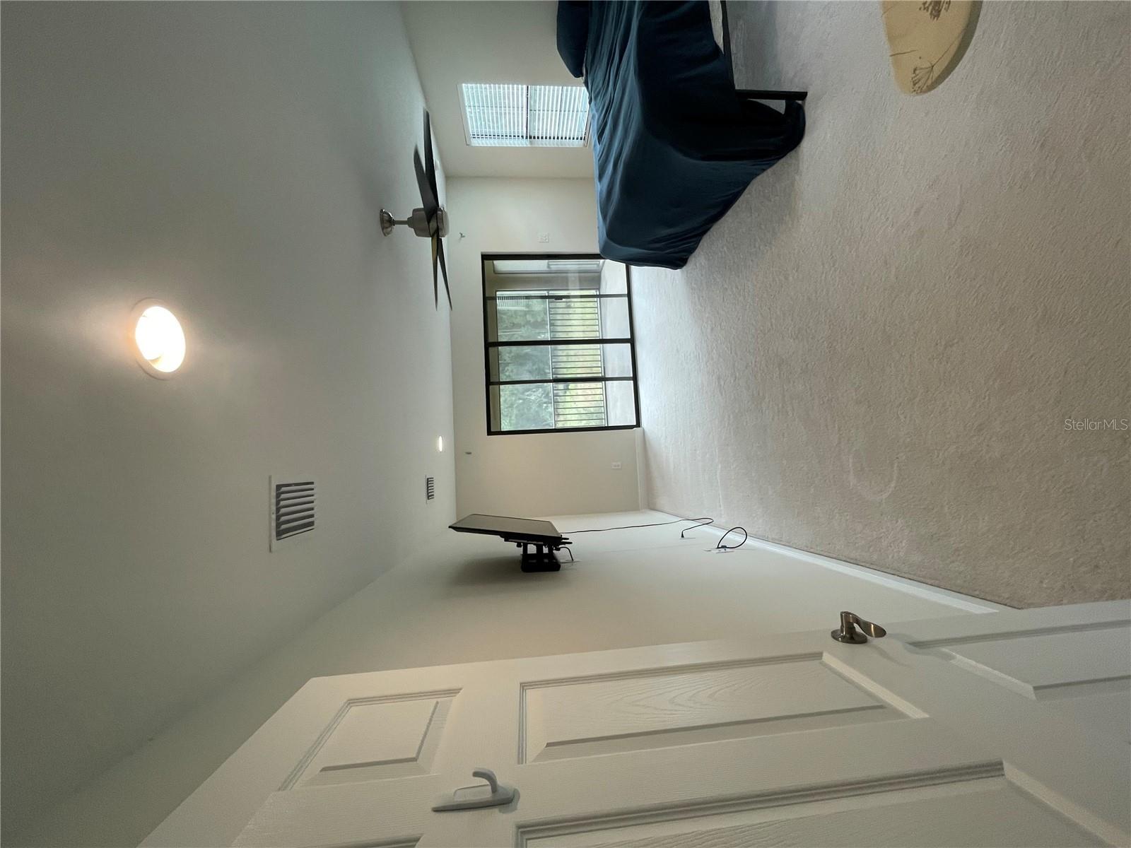 14529 WOODLAND SPUR DR — photo 4