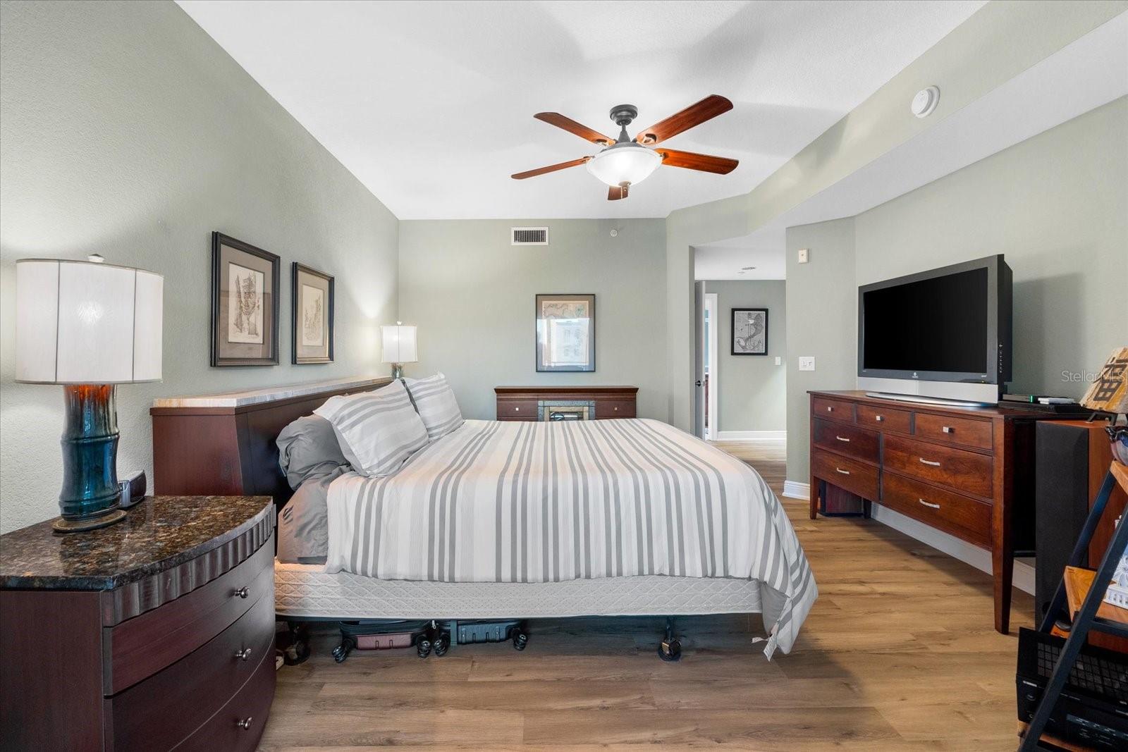 14041 BELLAGIO WAY #315 — photo 32