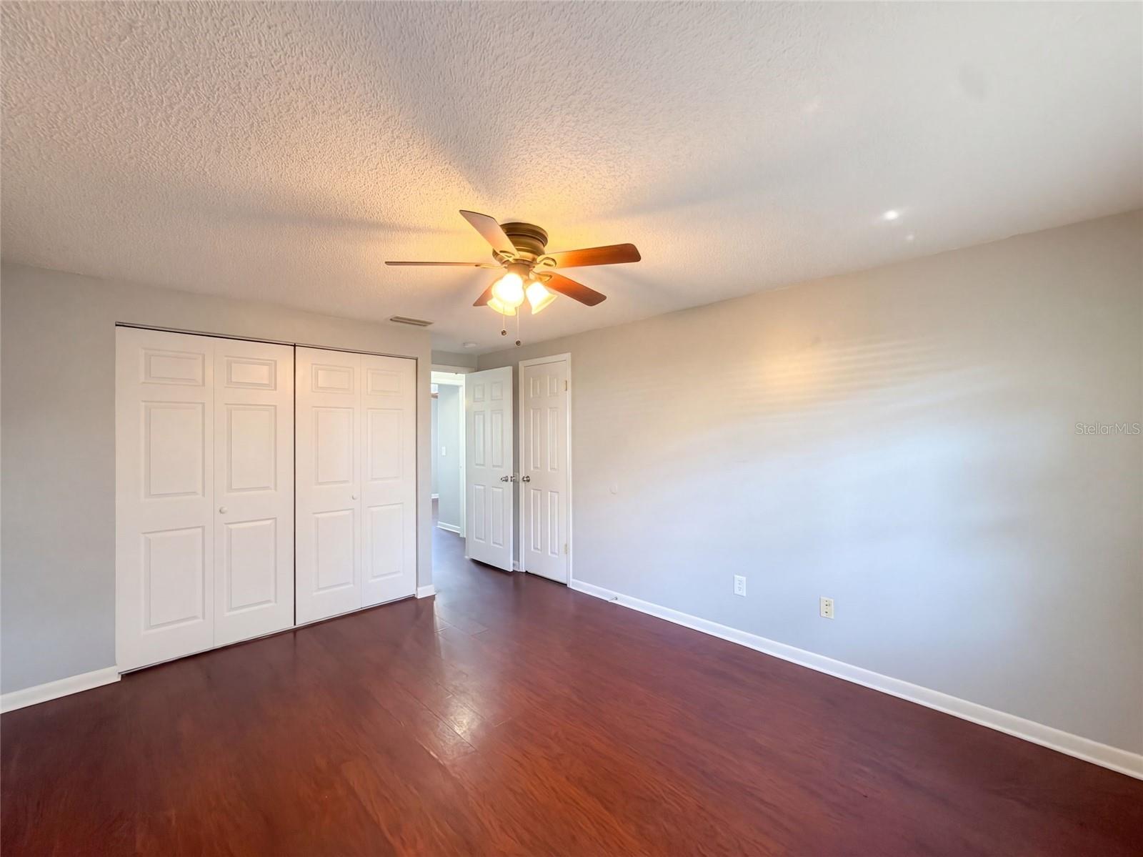 16005 WOODPINE DR — photo 8