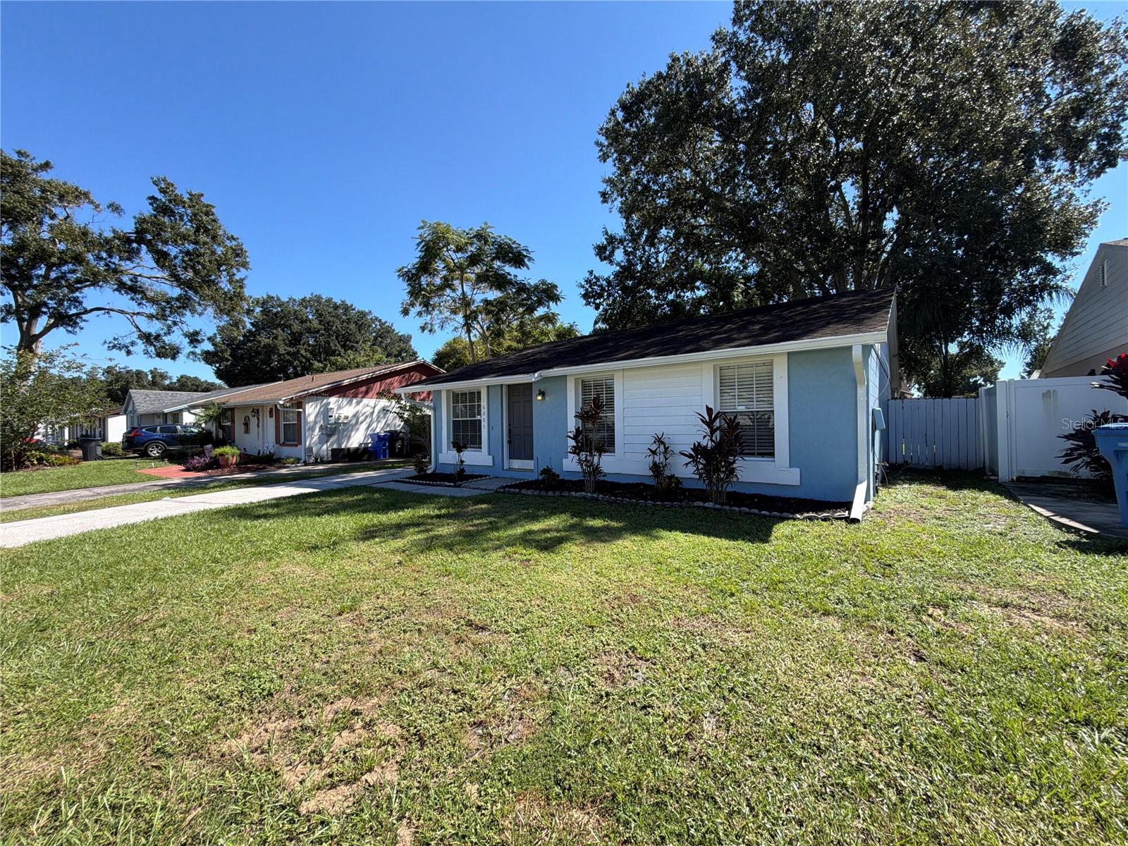 16005 WOODPINE DR — photo 16