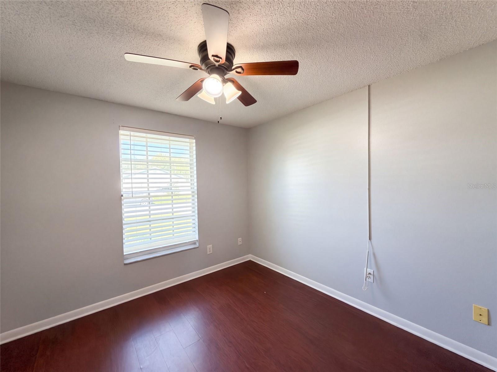16005 WOODPINE DR — photo 9