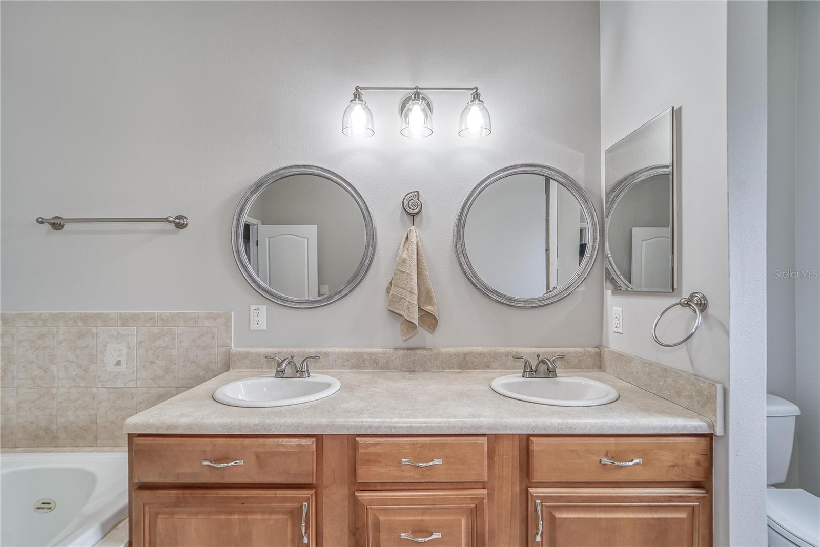 416 ISLAND CAY WAY — photo 28