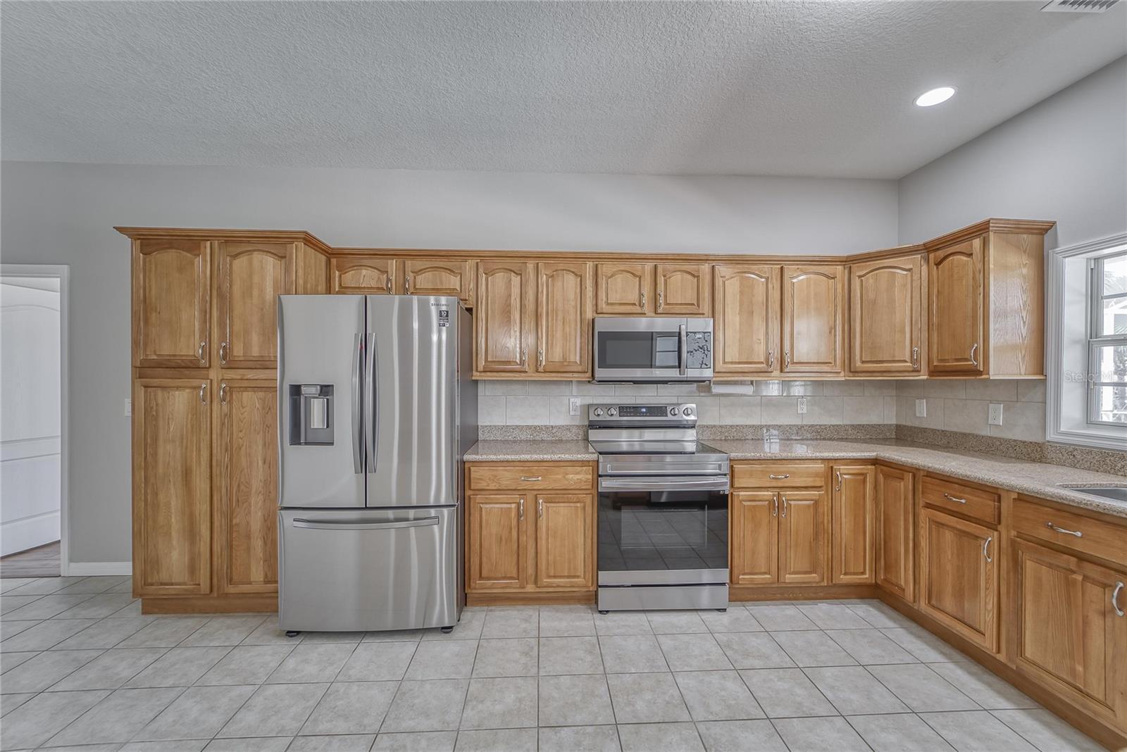 416 ISLAND CAY WAY — photo 3