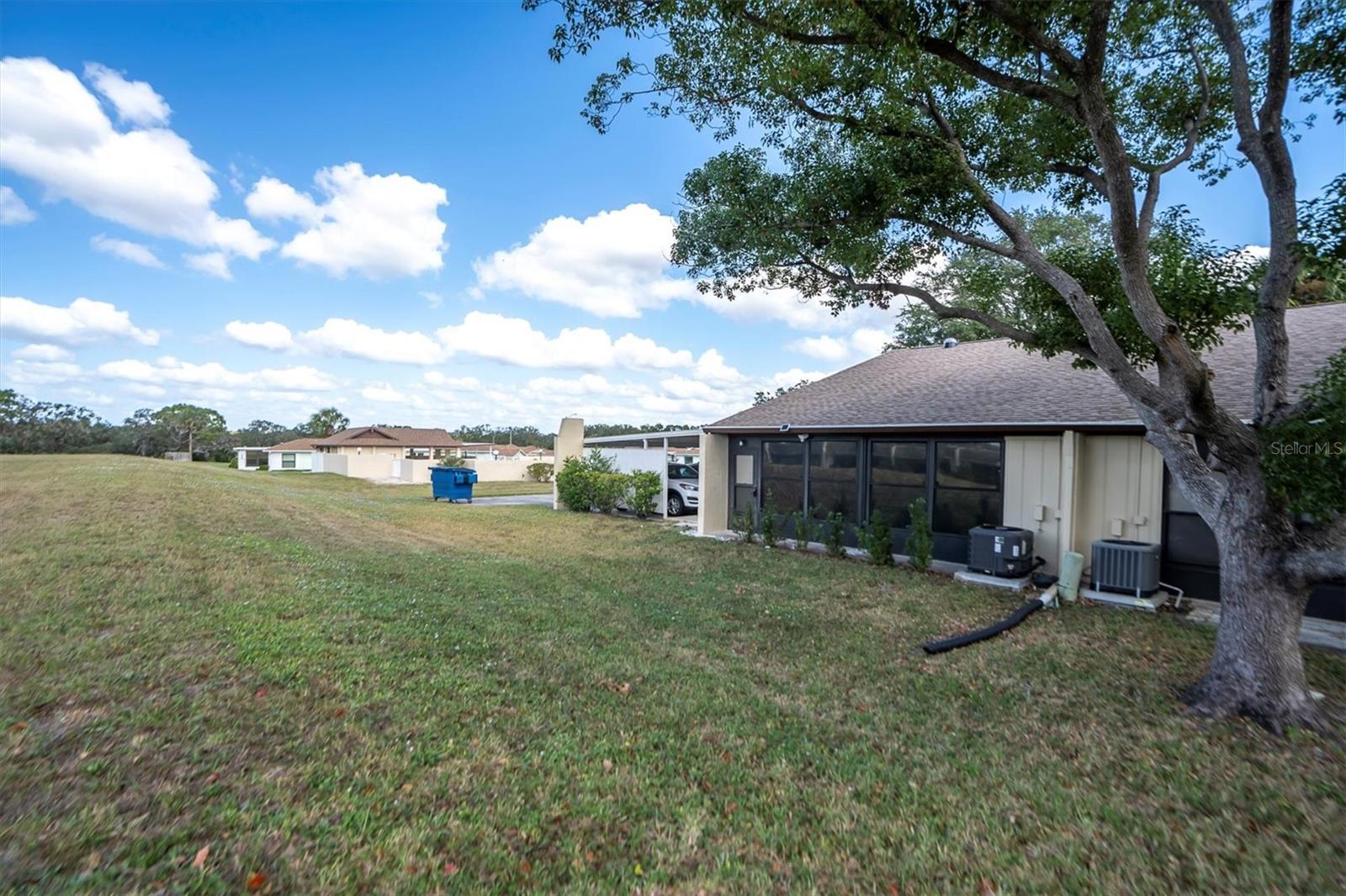 11311 DOLLAR LAKE DR #6 — photo 26