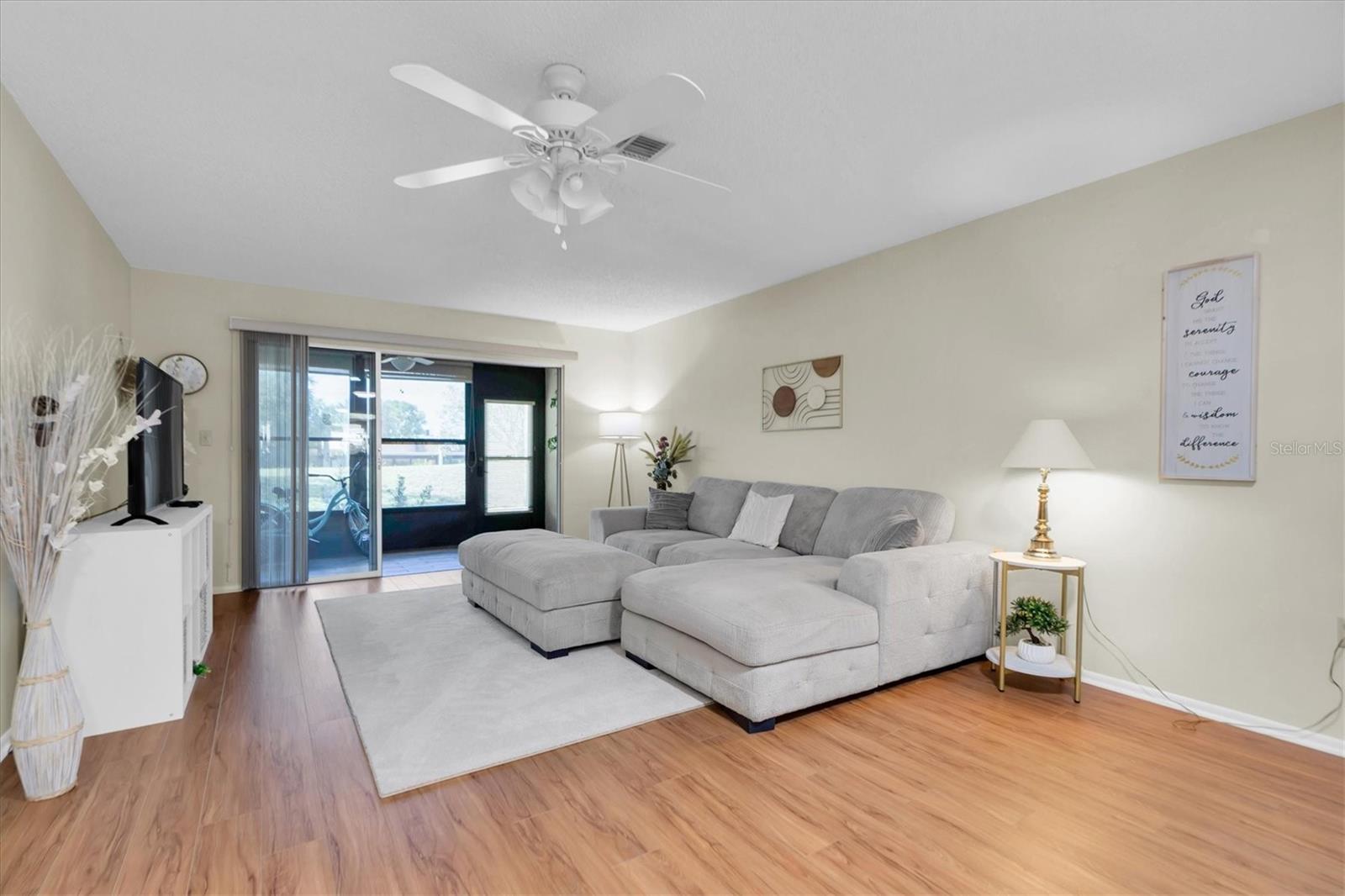 11311 DOLLAR LAKE DR #6 — photo 4