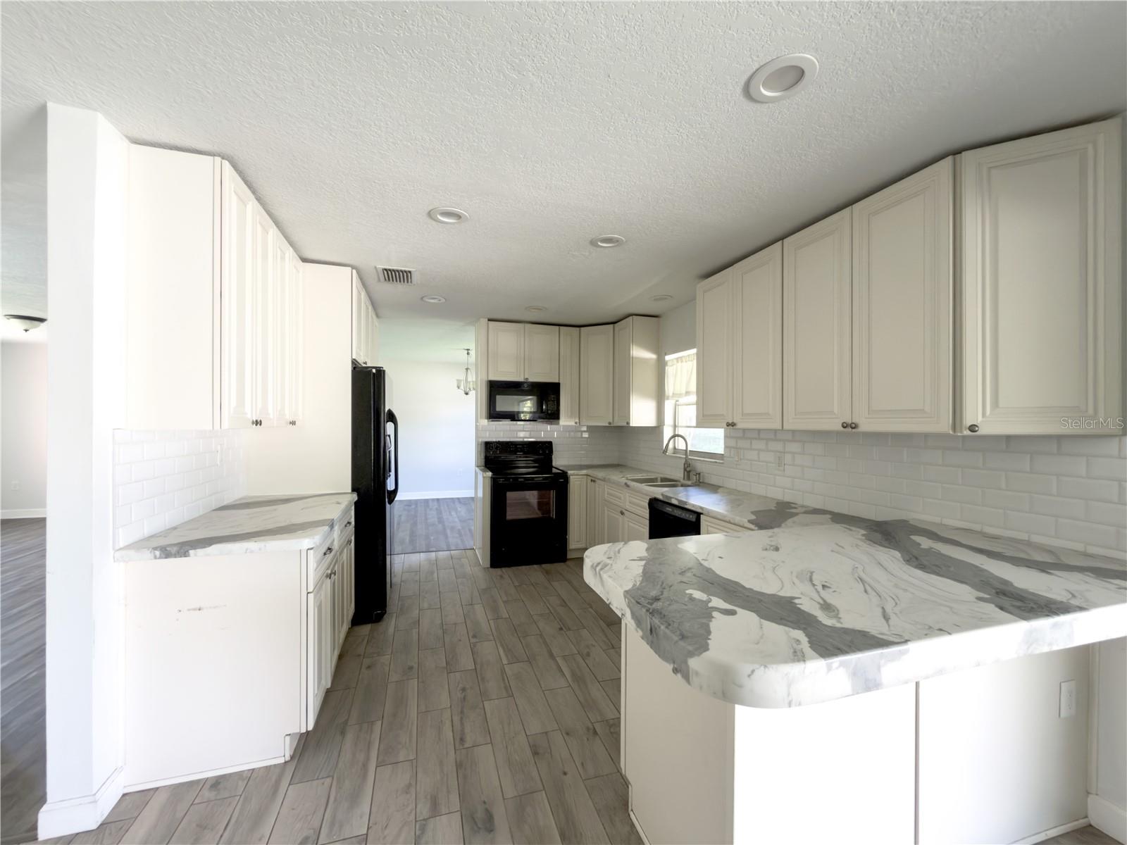 1804 ORANGE HILL DR — photo 22