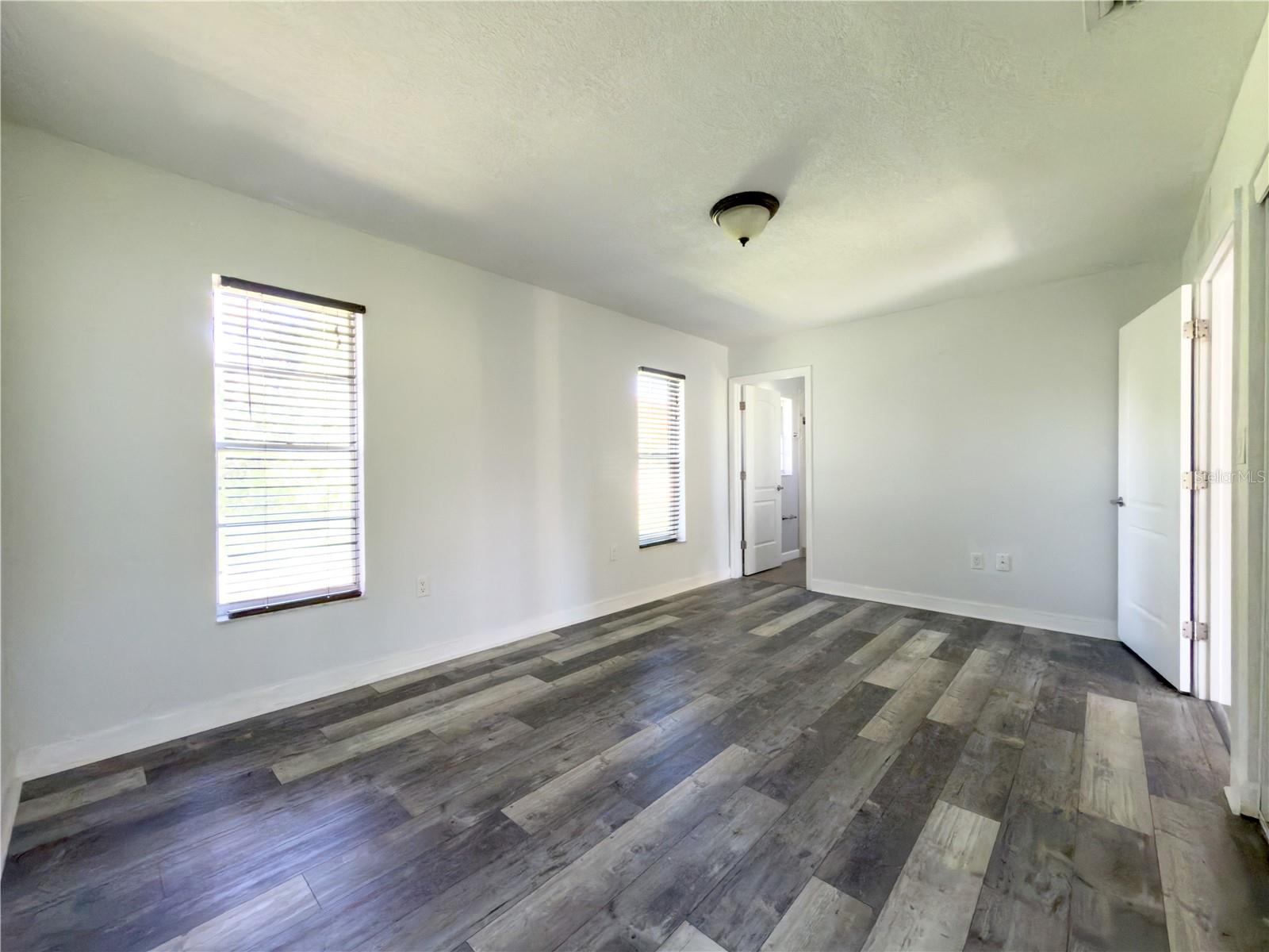 1804 ORANGE HILL DR — photo 26