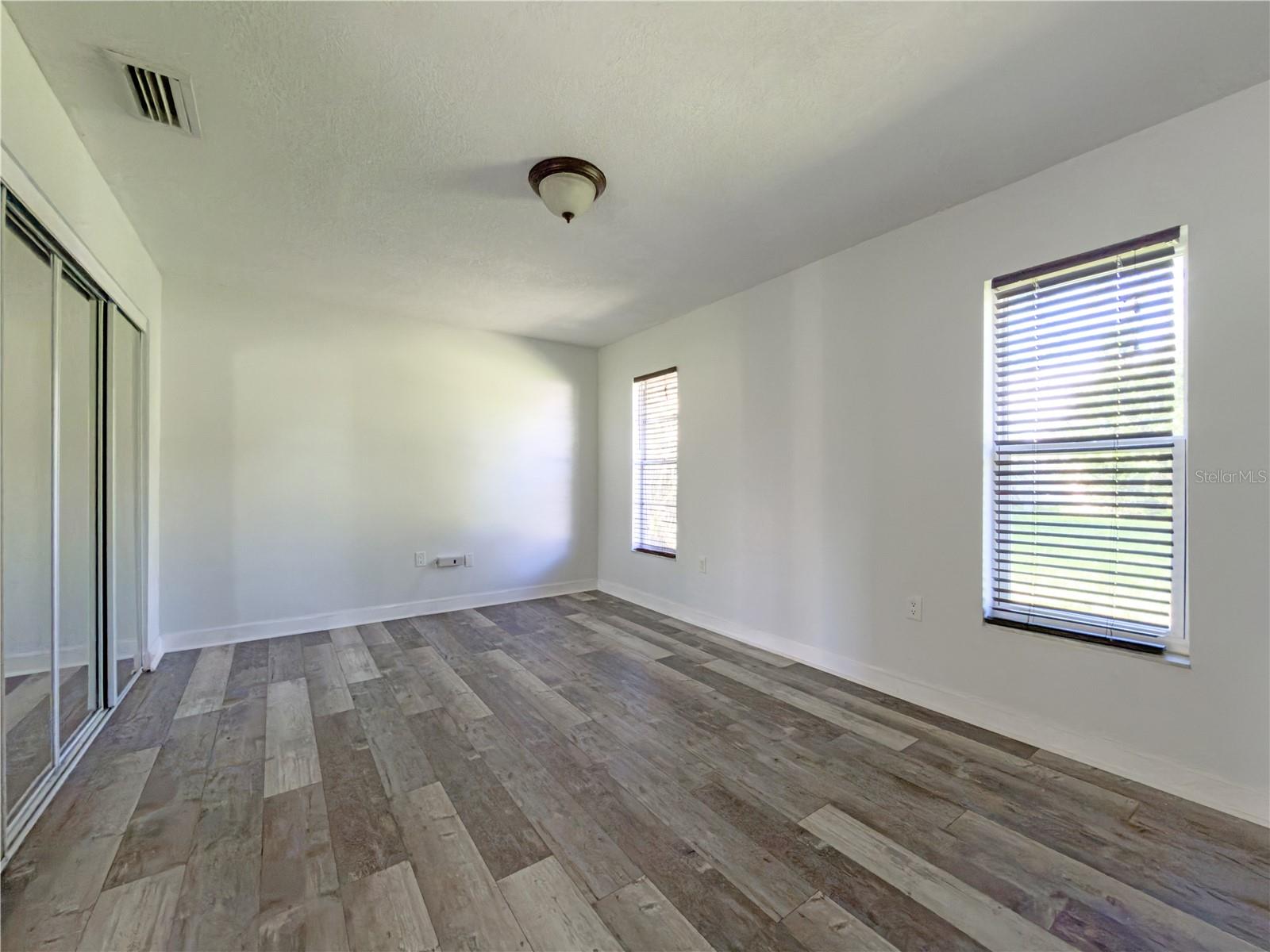 1804 ORANGE HILL DR — photo 24