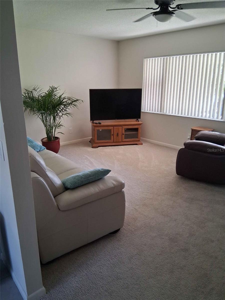 12465 MONARCH CIR — photo 4