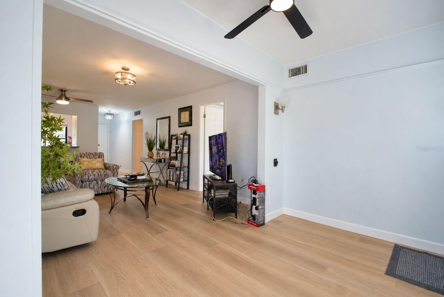 1278 MISSION CIR #45B — photo 12