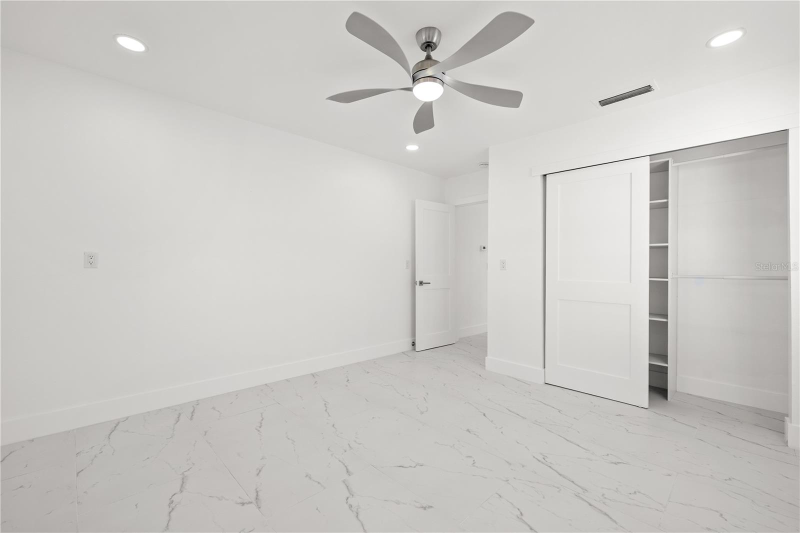 730 PRUITT DR — photo 25