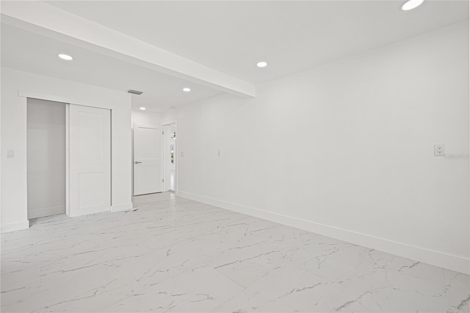 730 PRUITT DR — photo 16