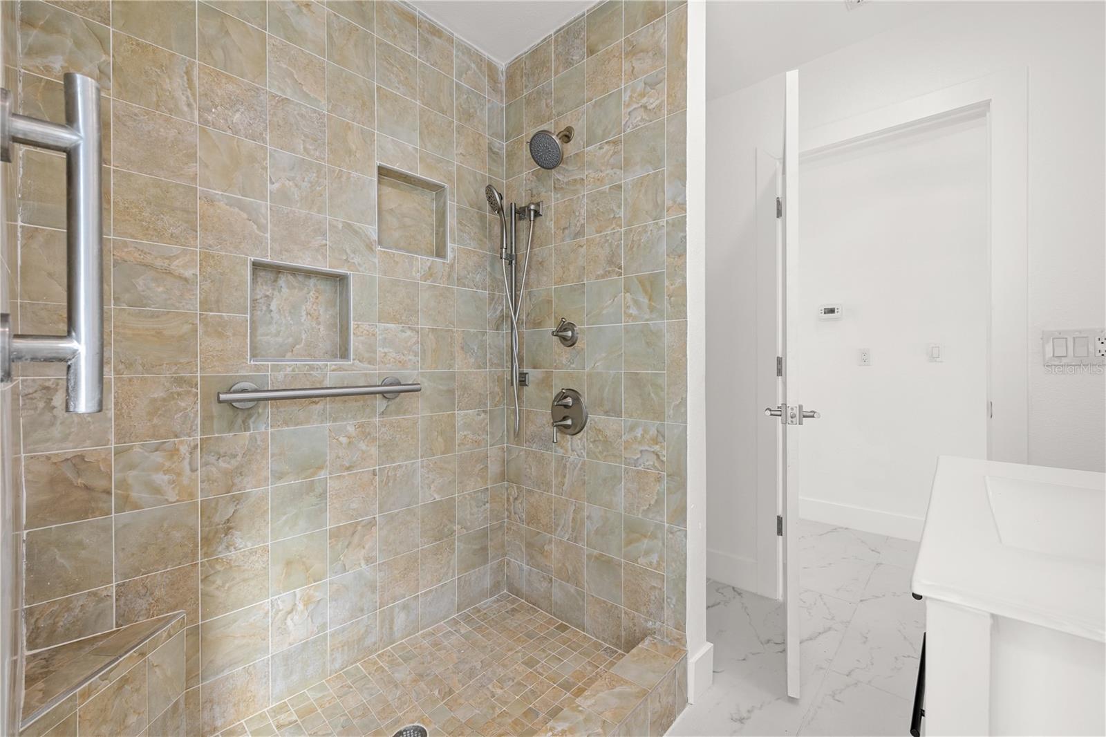 730 PRUITT DR — photo 21