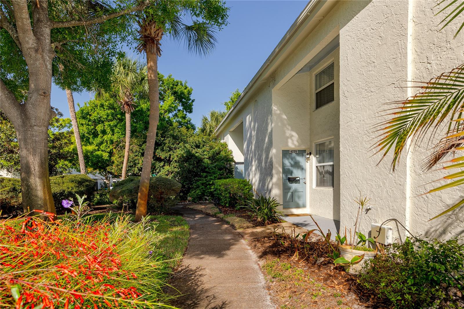 4229 LA PALMA CT — photo 34