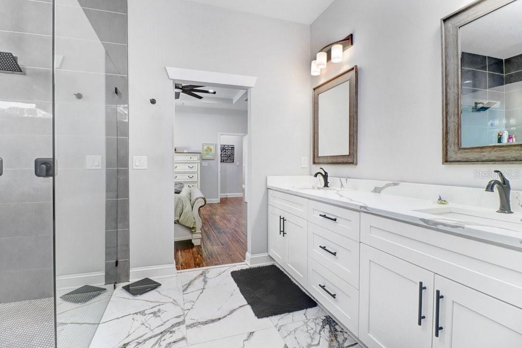 7510 N HIGHLAND AVE — photo 11