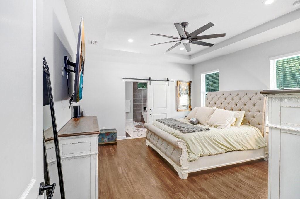 7510 N HIGHLAND AVE — photo 8