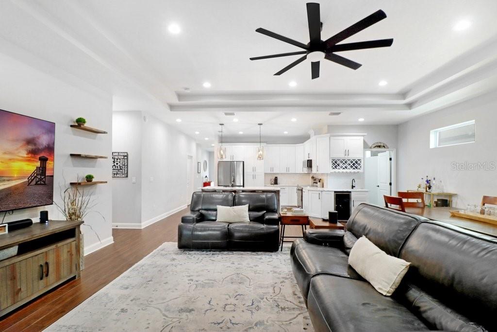 7510 N HIGHLAND AVE — photo 21