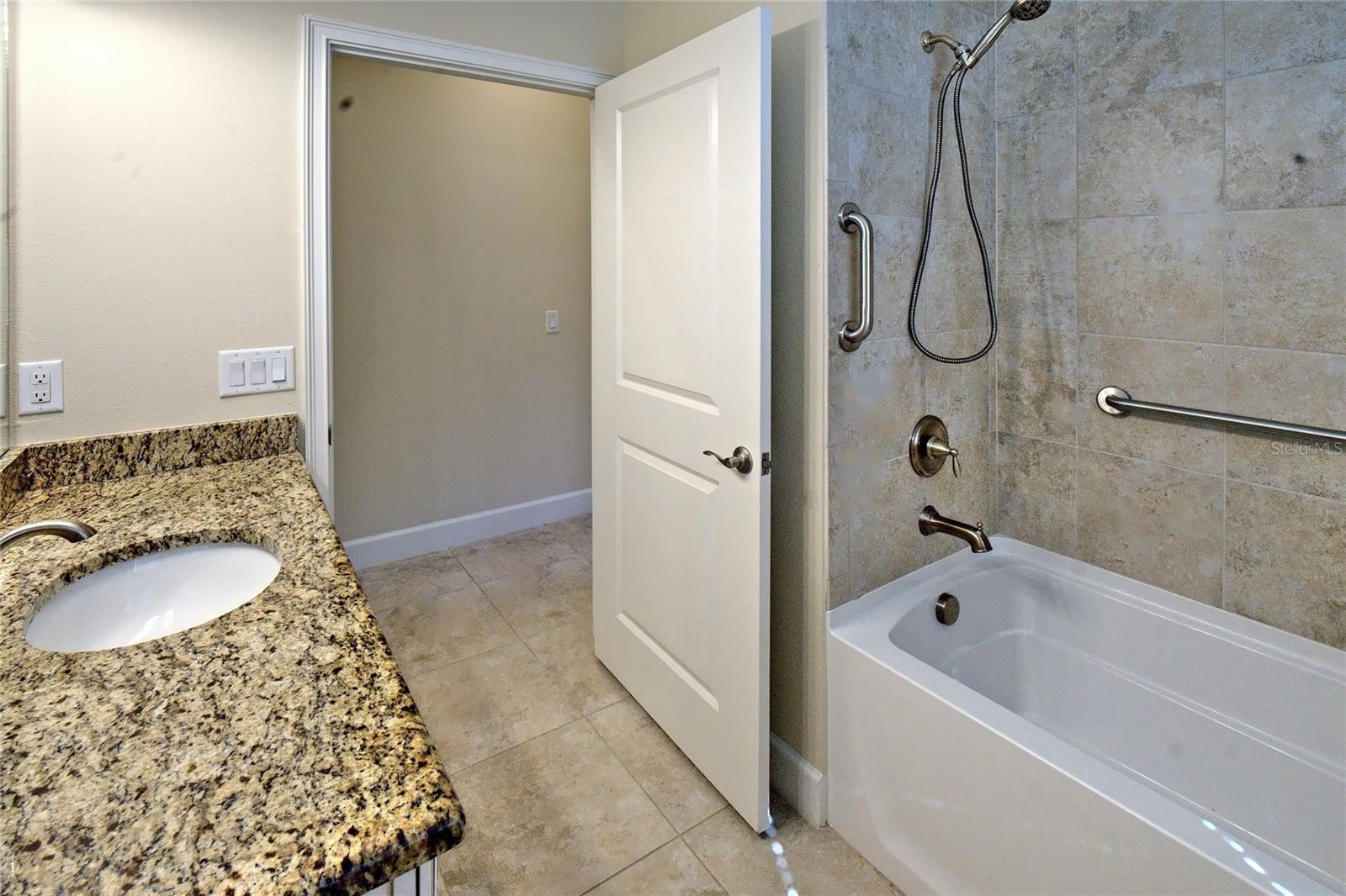 13604 MESSINA LOOP #101 — photo 27