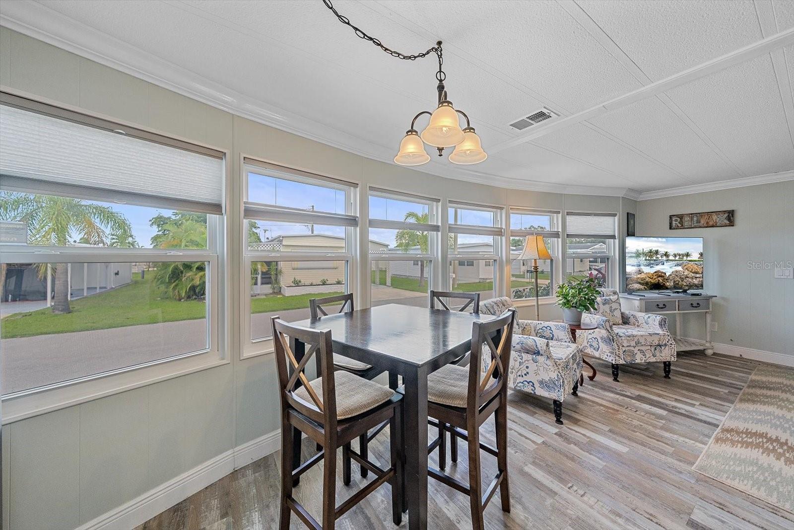 102 DEL RIO DR — photo 13