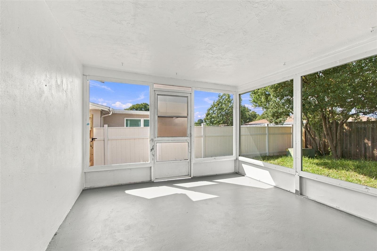 3625 COCKATOO DR — photo 27