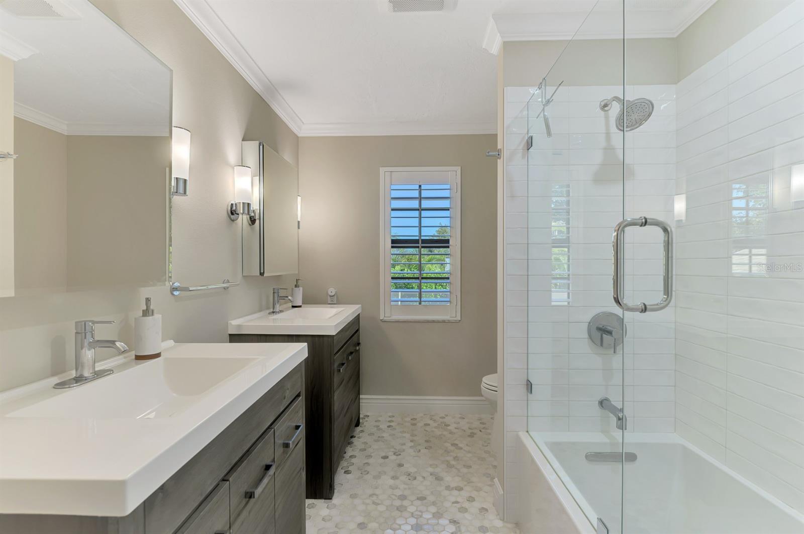 1474 LANDVIEW LN — photo 60