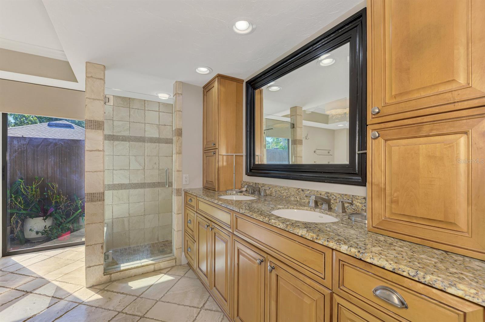 1474 LANDVIEW LN — photo 51