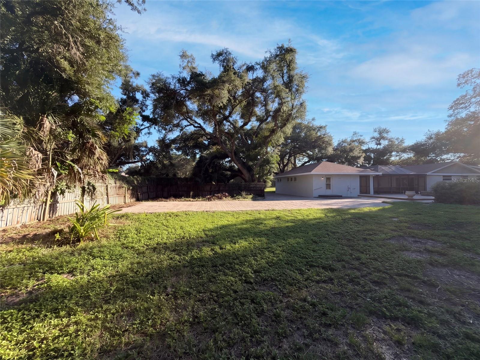 3705 MALEC CIR — photo 36