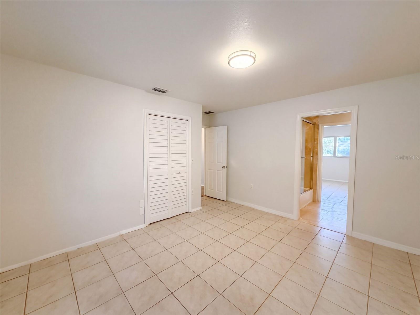 3705 MALEC CIR — photo 16