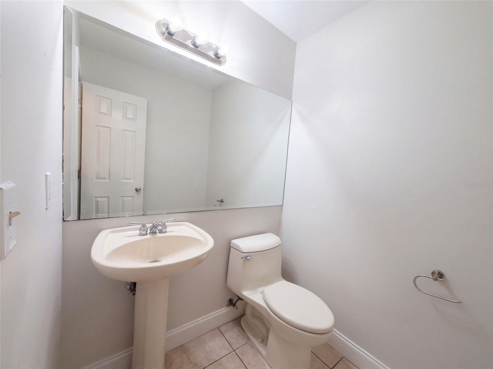 3705 MALEC CIR — photo 21