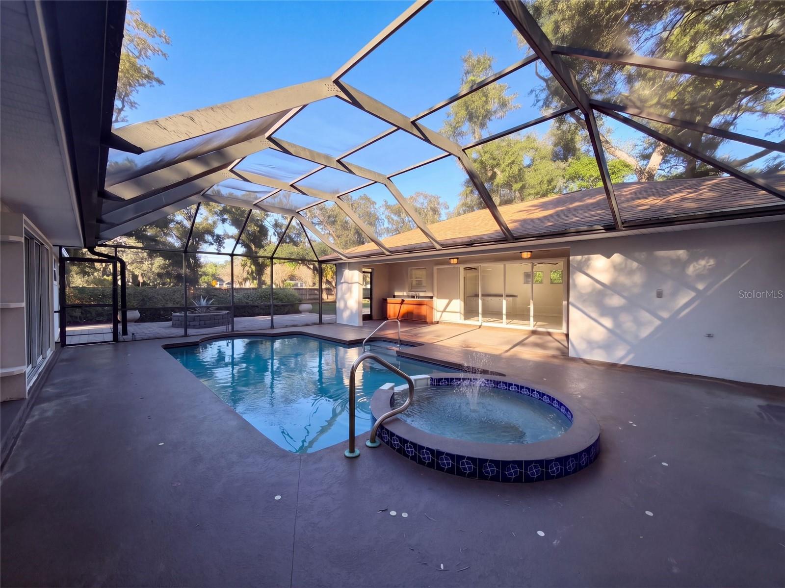 3705 MALEC CIR — photo 32