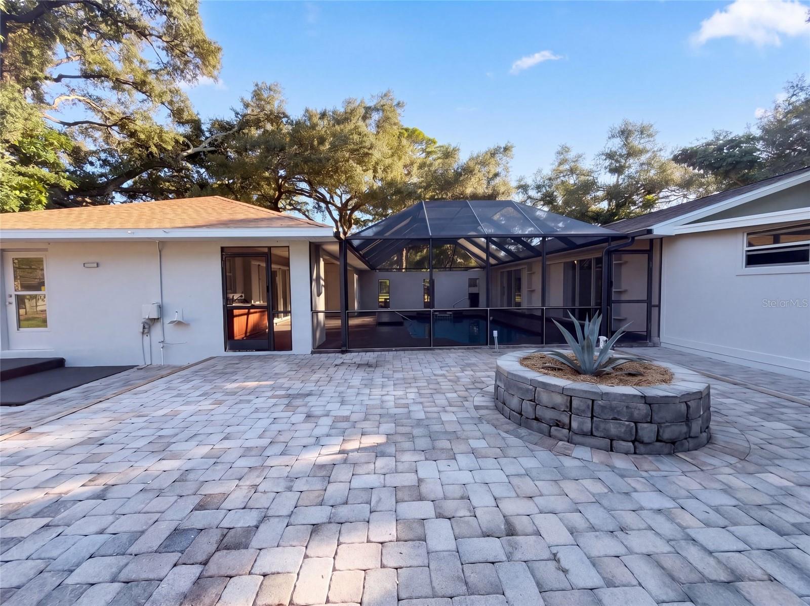 3705 MALEC CIR — photo 33